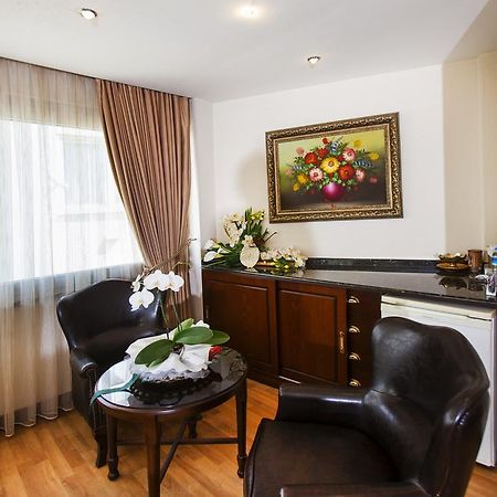 Adana Erten Hotel Extérieur photo