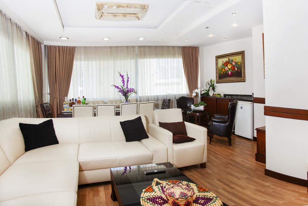 Adana Erten Hotel Extérieur photo