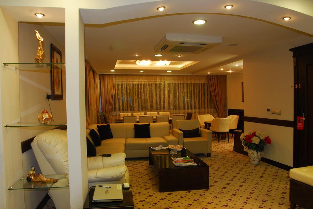 Adana Erten Hotel Extérieur photo
